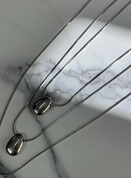 Colar triplo pingente gota delicate