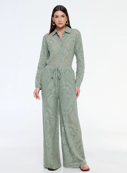 calça telada com textura animale jeans