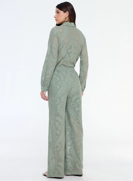 calça telada com textura animale jeans