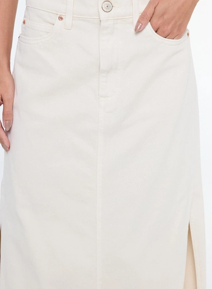 saia sarja fenda na lateral animale jeans