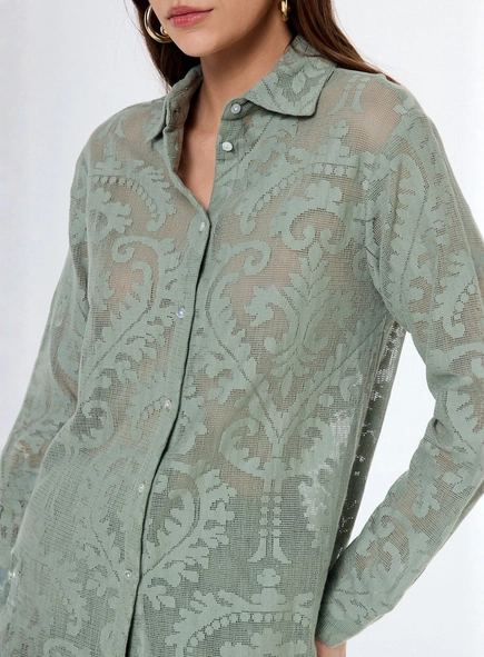 camisa telada com textura animale jeans