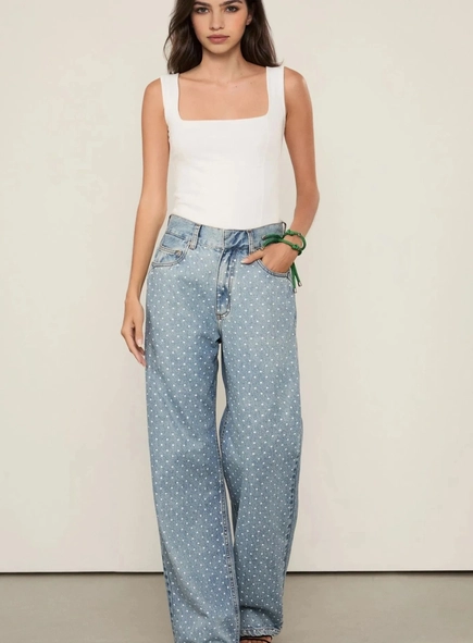 regata malha decote quadrado animale jeans
