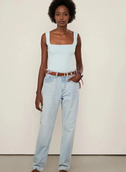 regata malha decote quadrado animale jeans