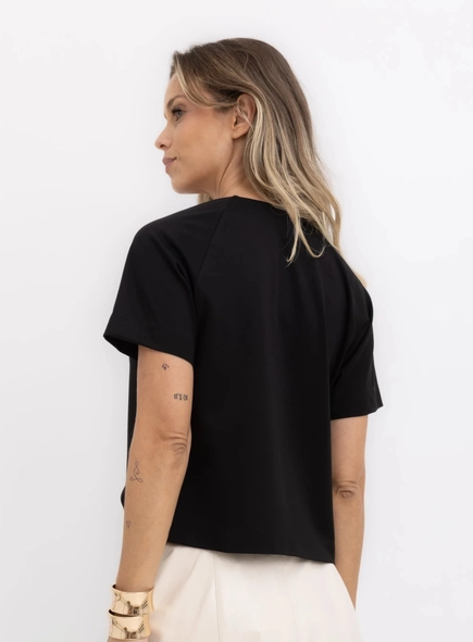 blusa bordado decote diagonal span borda barroca