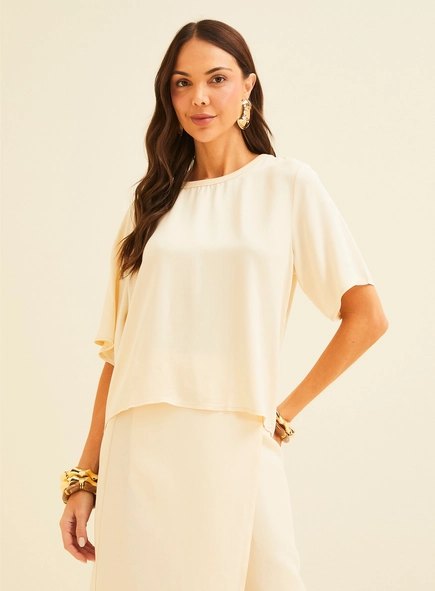 blusa forum crepe chic manga curta