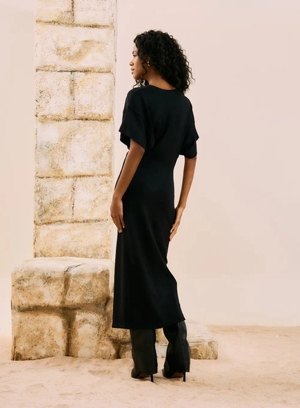 vestido midi open blusado fenda
