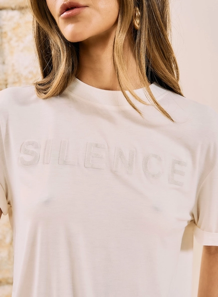 camiseta open silence modal