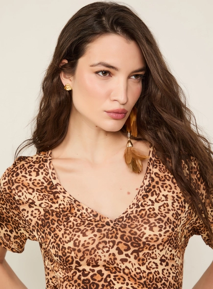 camiseta animale decote v onça
