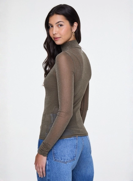 blusa ml tule glitter gola alta com regata animale jeans