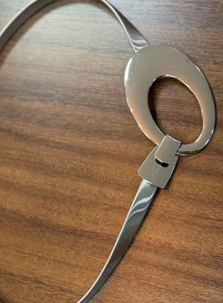 cinto metal flexível luxury vazado