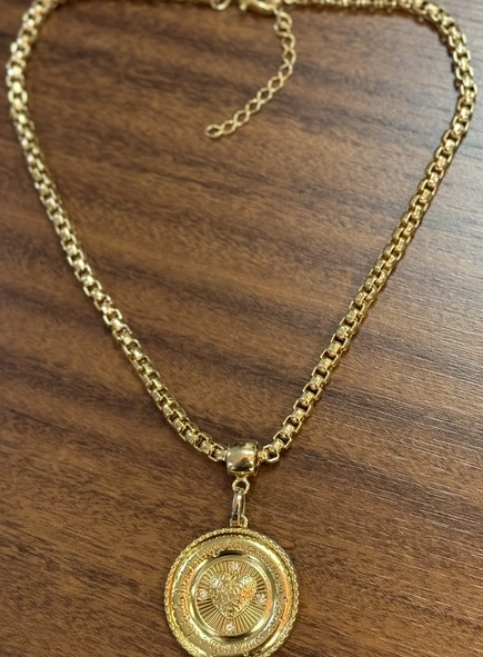 colar corrente medalhão