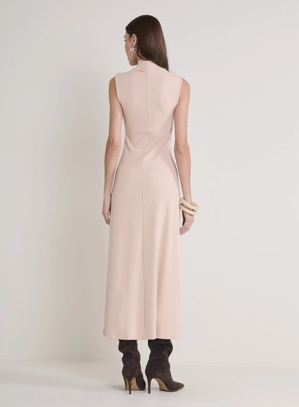 vestido midi evasê gola alta det busto forum