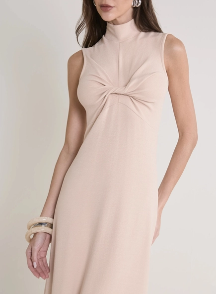 vestido midi evasê gola alta det busto forum