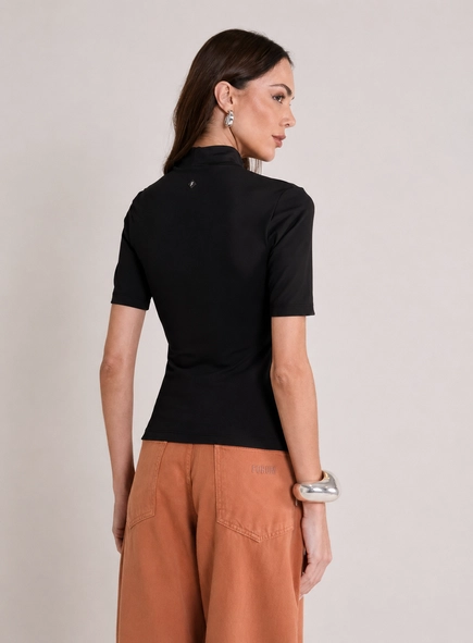 blusa mc gola alta basic forum
