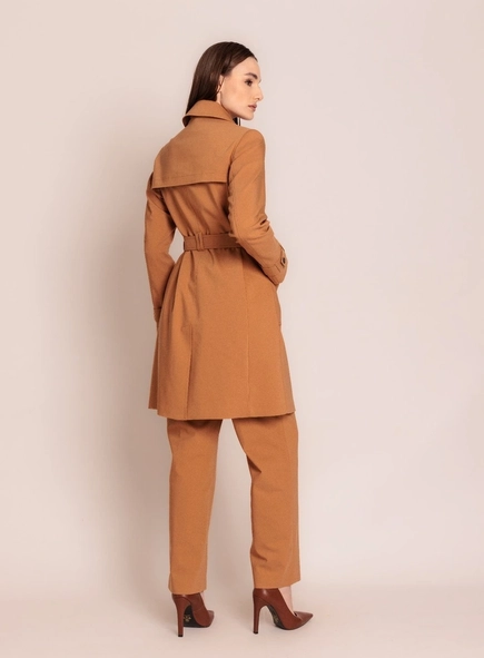 trench coat goya borda barroca