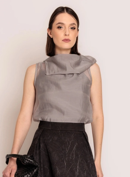 blusa sem manga chic borda barroca