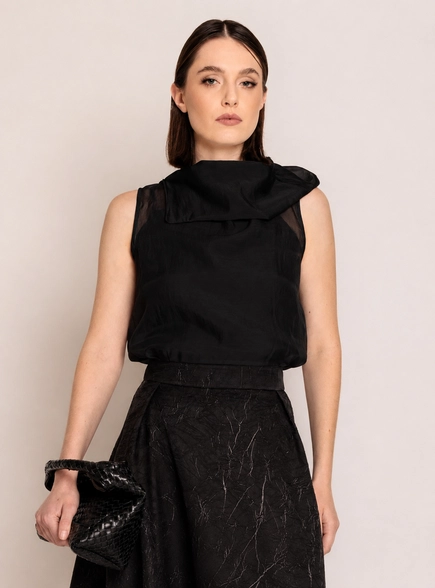 blusa sem manga chic borda barroca