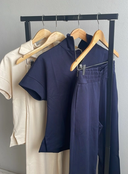 conjunto comfy calça e blusa gola zíper