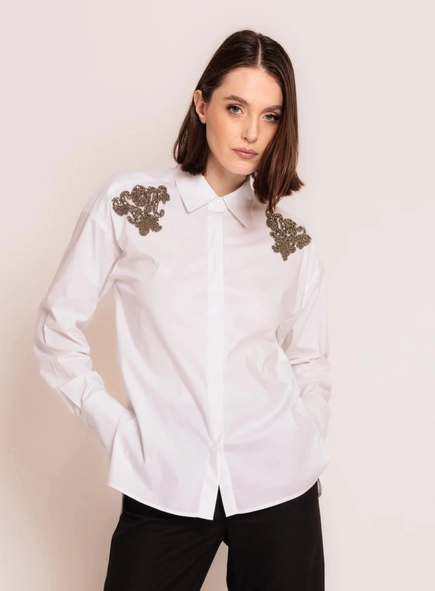 camisa aplicação borda barroca