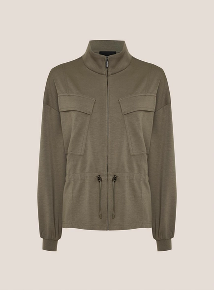 parka lara dudalina cj