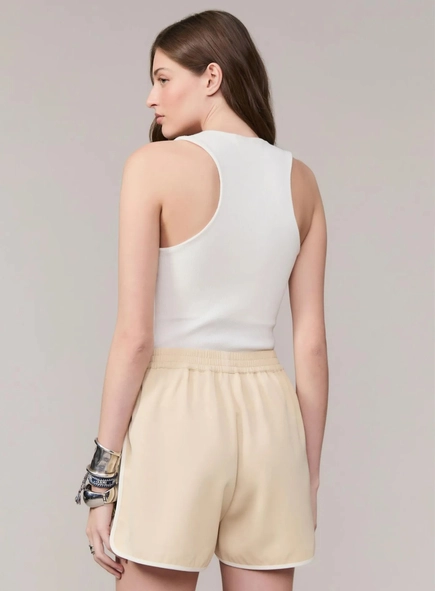 short esportivo crepe animale jeans