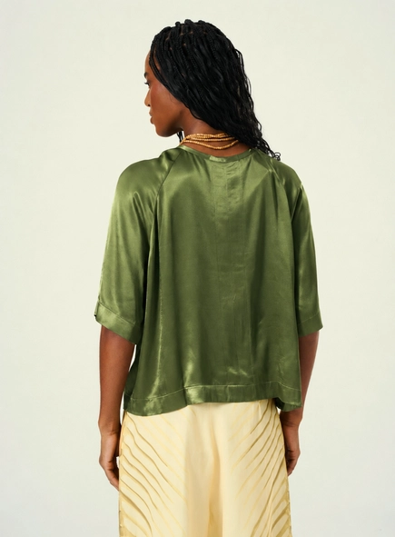 blusa acetinada minimalista open