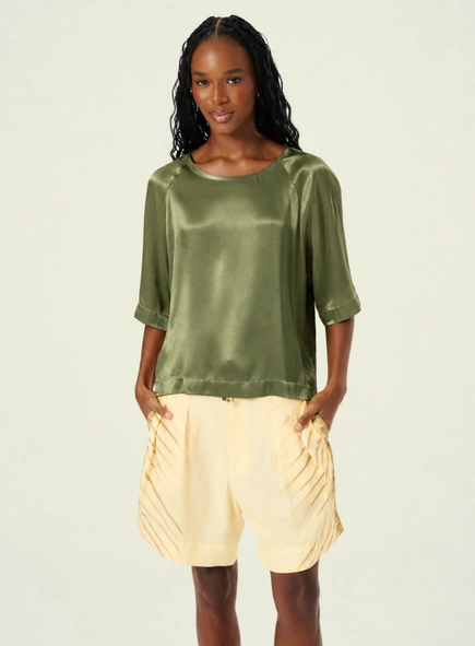 blusa acetinada minimalista open
