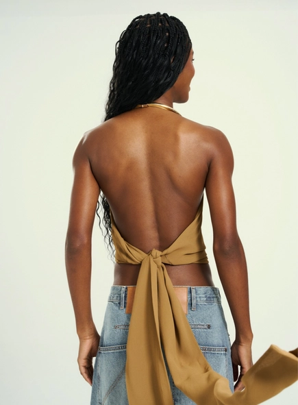 blusa frente única chocker open