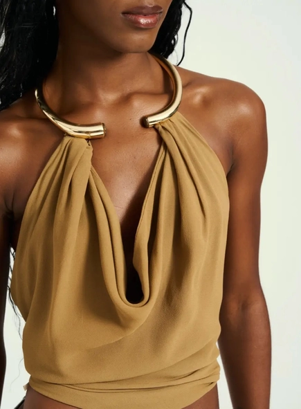 blusa frente única chocker open