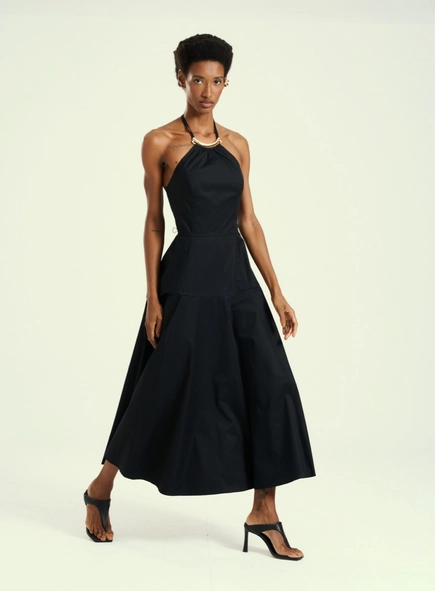 vestido midi evasê frente única metal open
