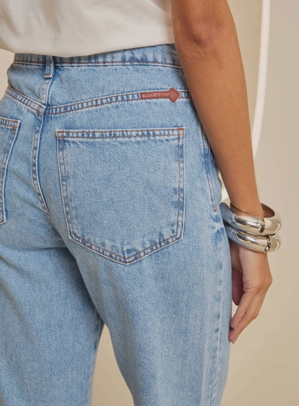 calça jeans bella forum