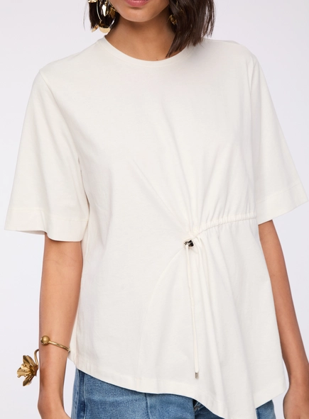 camiseta detalhe colisse animale