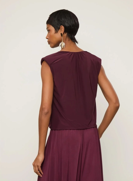 blusa decote degage animale