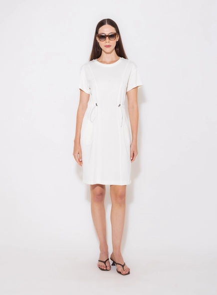 vestido curto span borda barroca