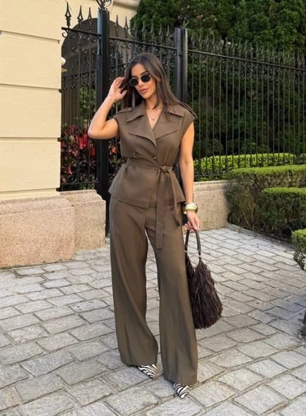 conjunto calça e trench alfaiataria savana