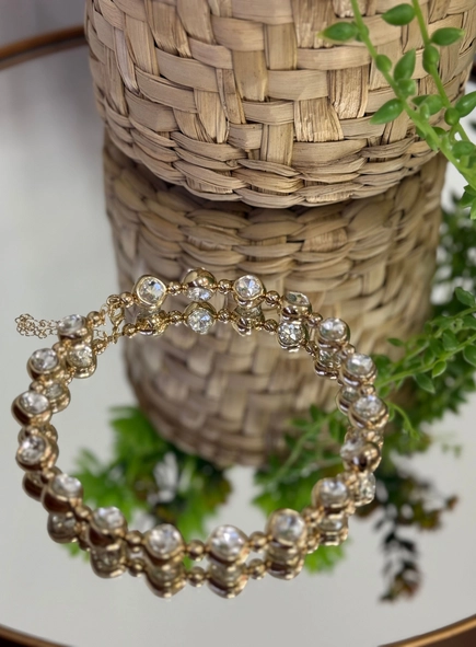 colar chocker cristais